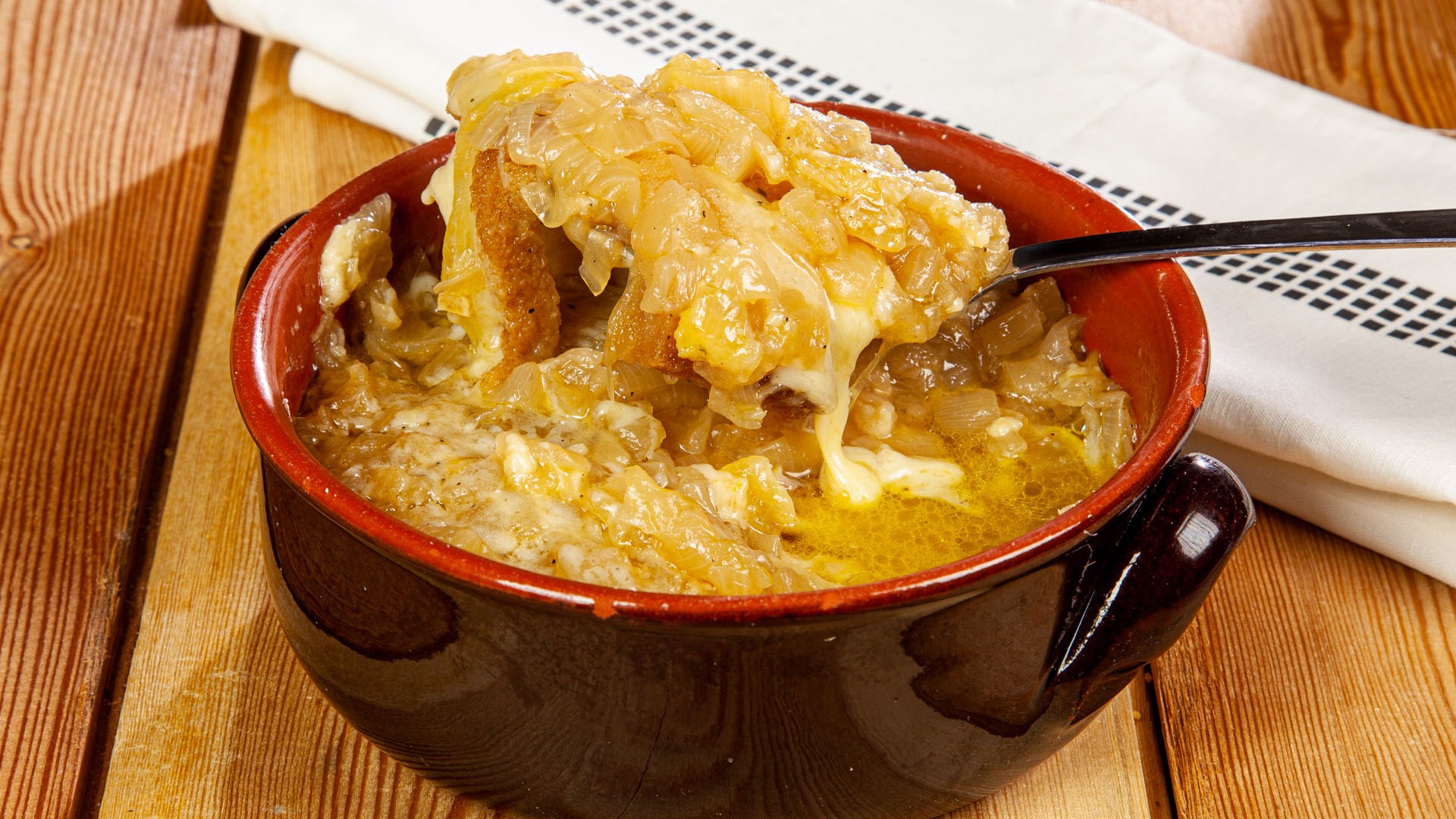 Zuppa di cipolle: ricetta classica