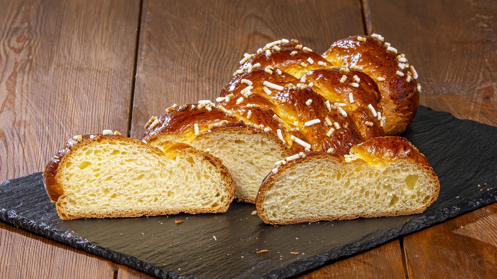 Treccia pan brioche