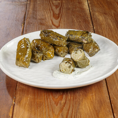 Dolmades - Foglie di vite ripiene