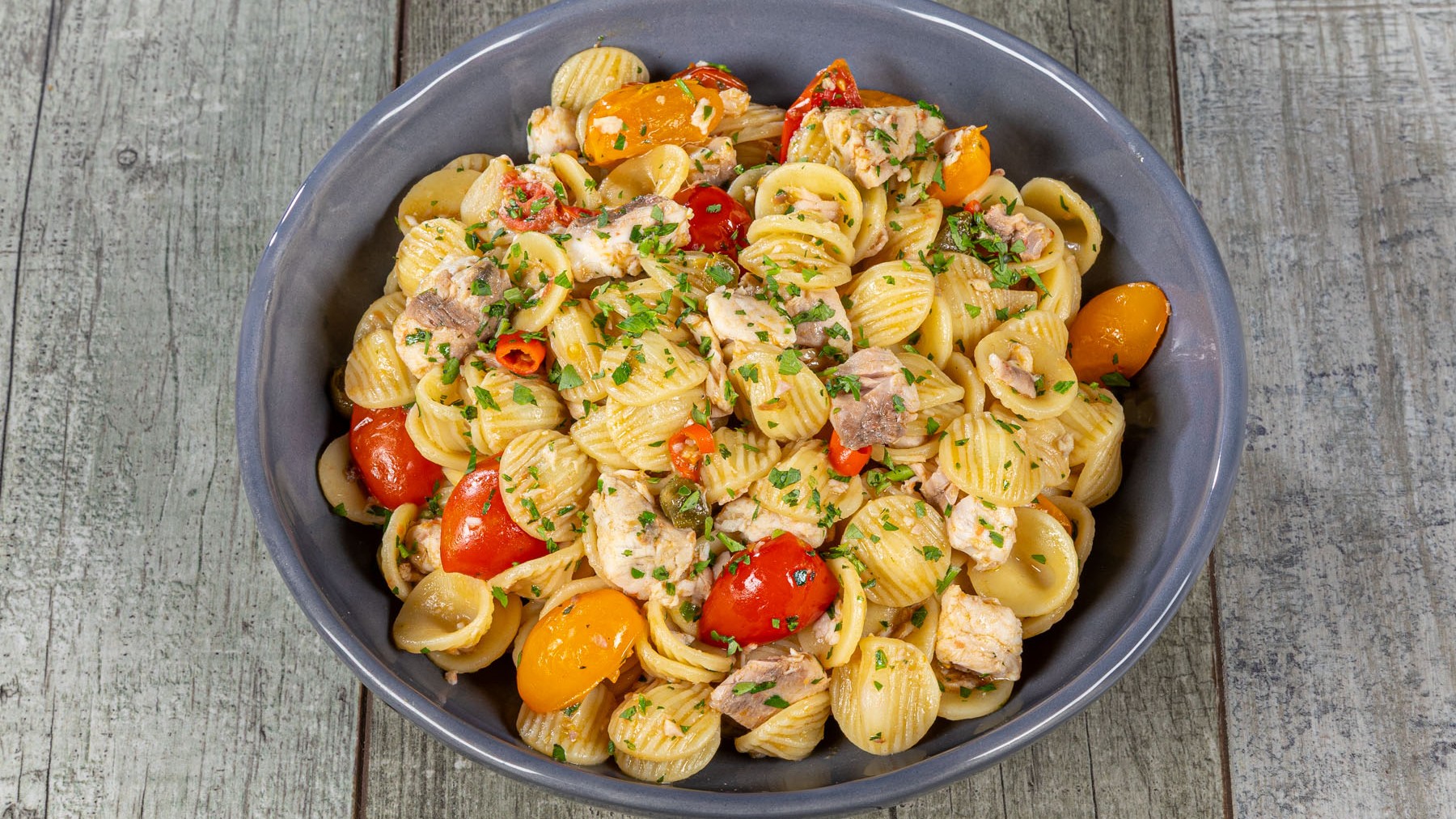 Orecchiette e cefalo alla mediterranea