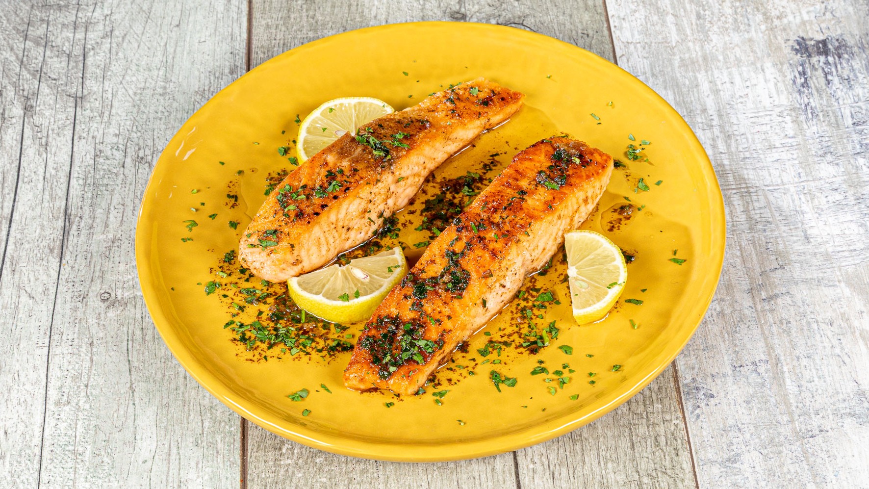 Salmone burro e aglio