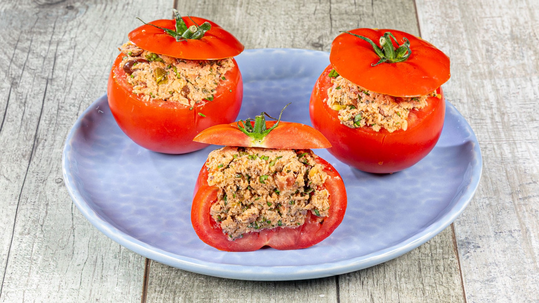 Pomodori ripieni di tonno e capperi