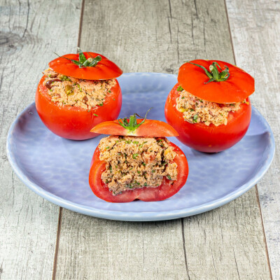 Pomodori ripieni di tonno e capperi