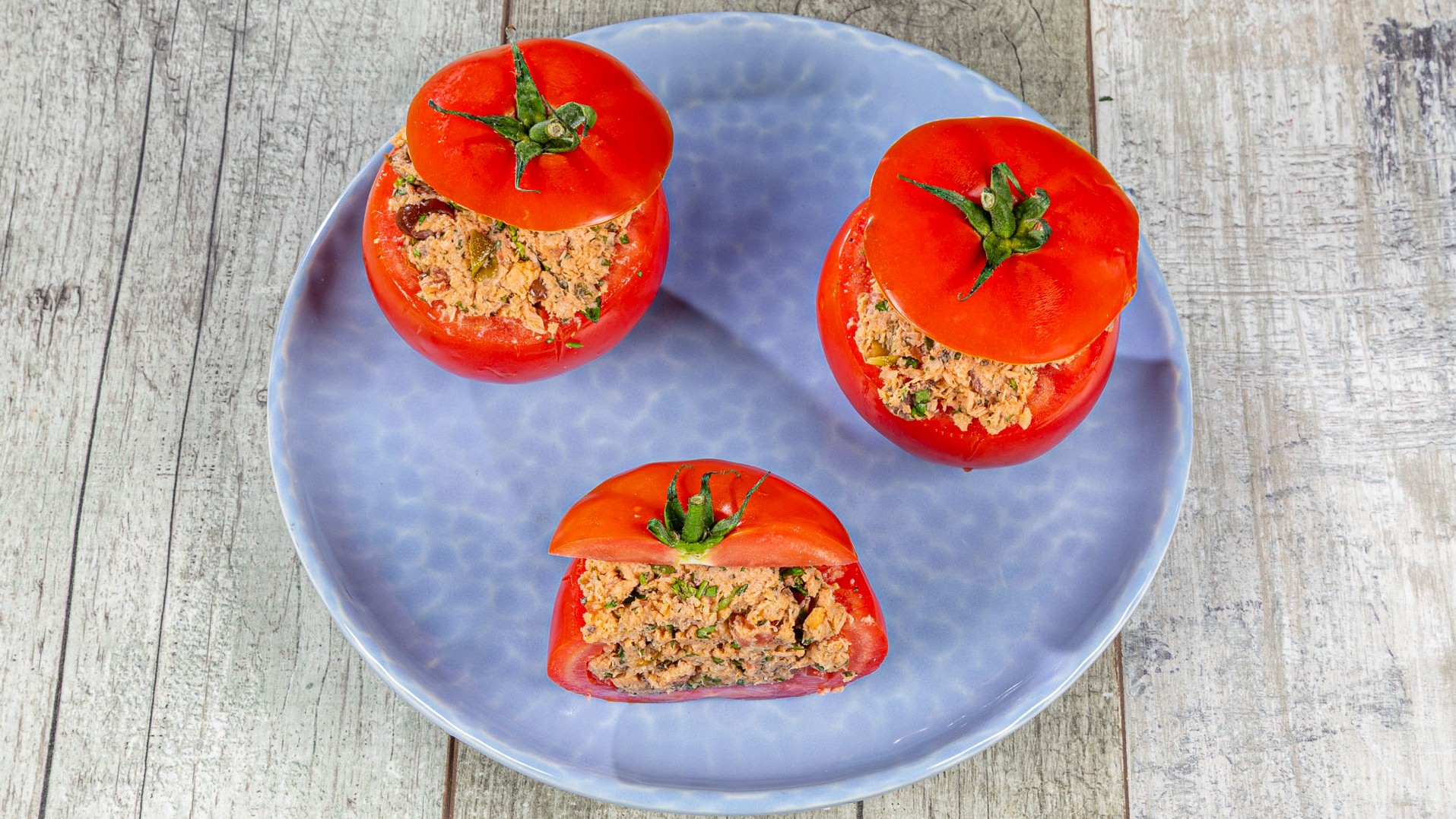 Pomodori ripieni di tonno e capperi